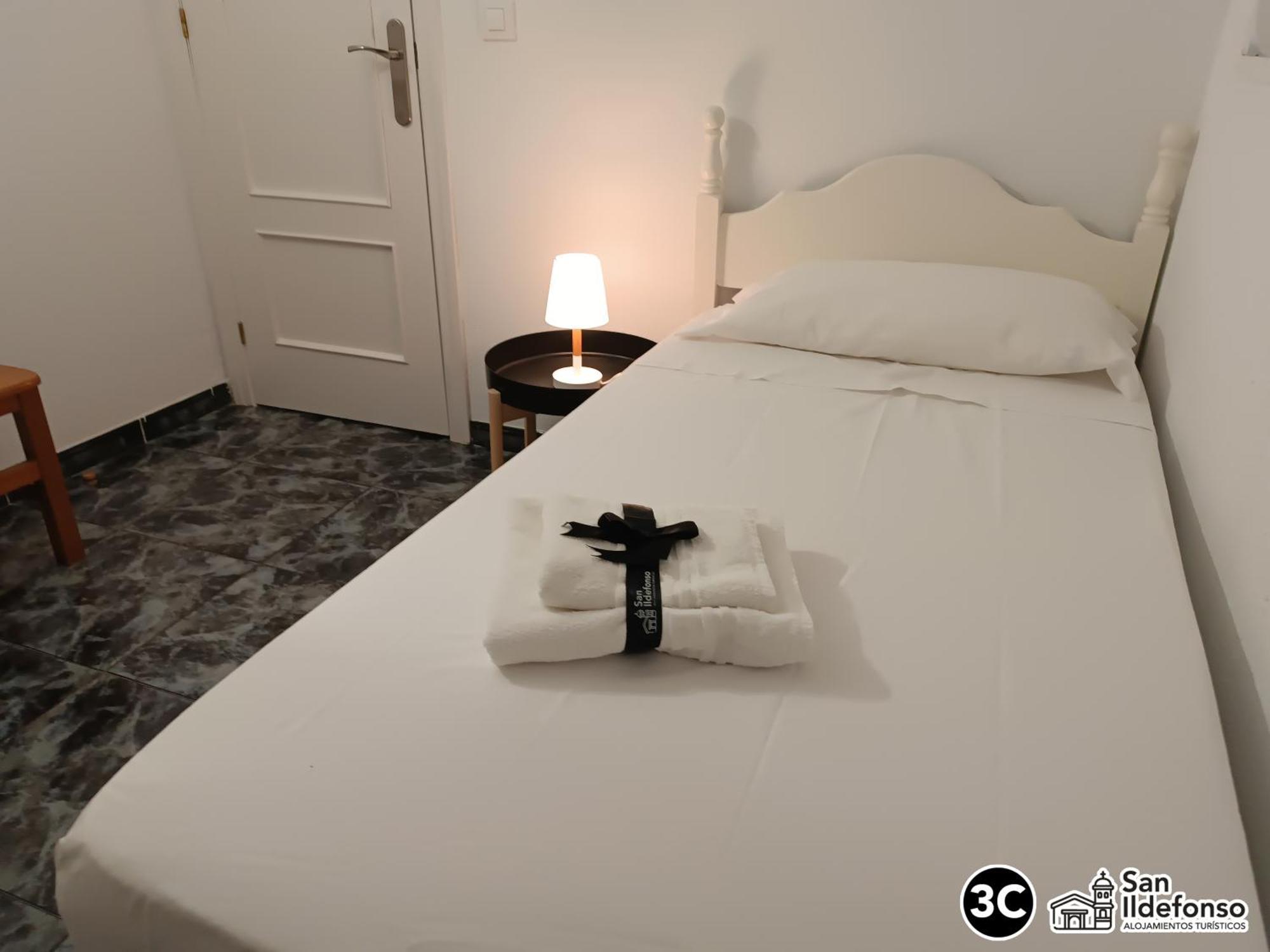 Alojamientos San Ildefonso Jaén Esterno foto